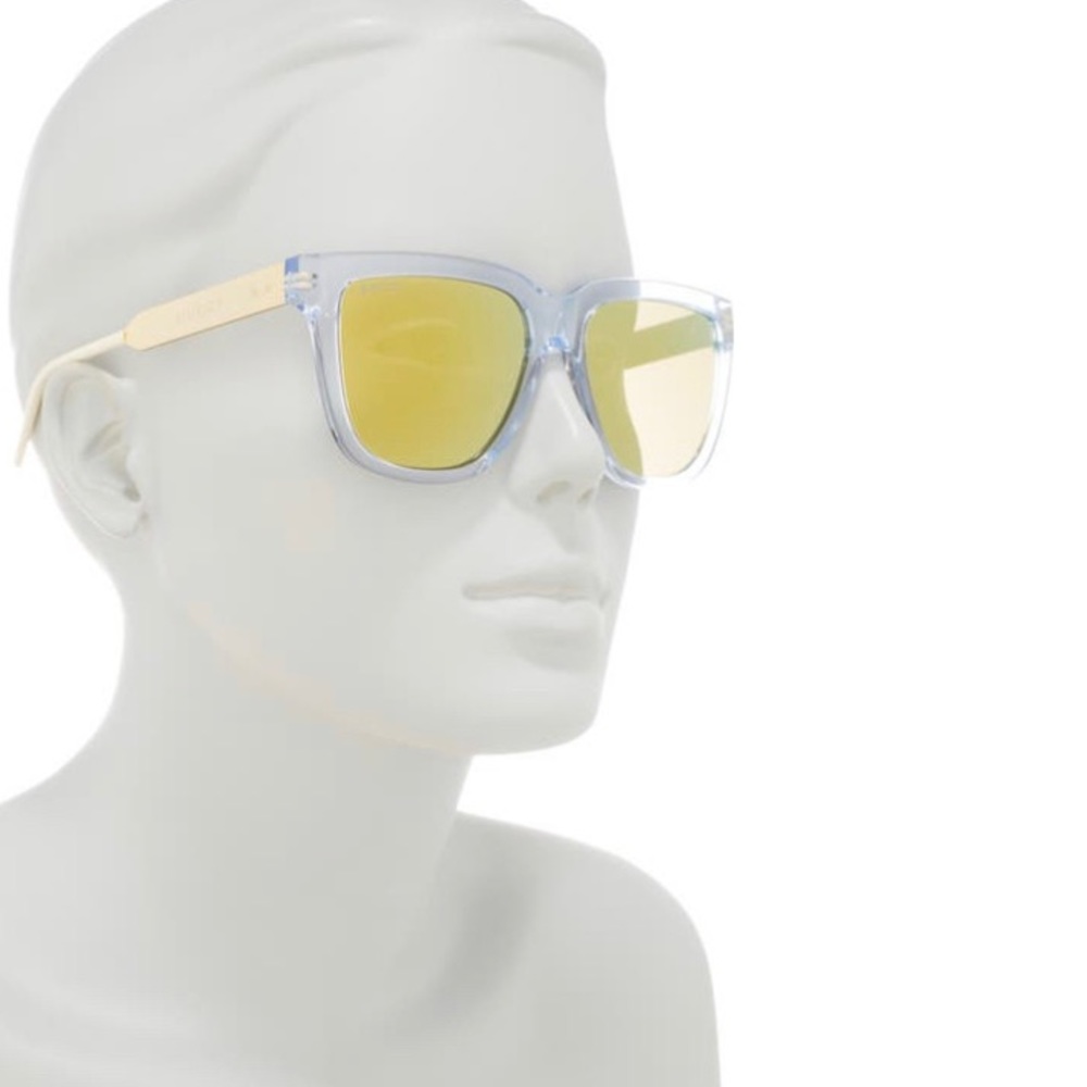 New - GUCCI Gold Square Unisex Sunglasses
GG0976S 004 56